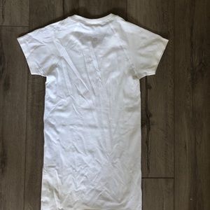 Lululemon t-shirt